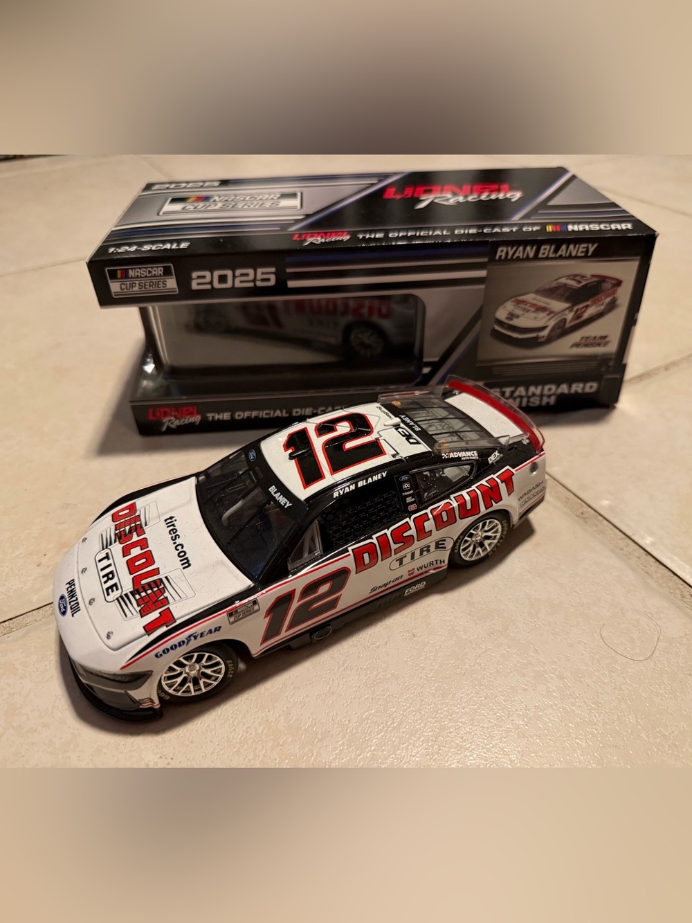 Lionel Racing Ryan Blaney #12 Discount Tire Die-Cast Car - White/Red/Black